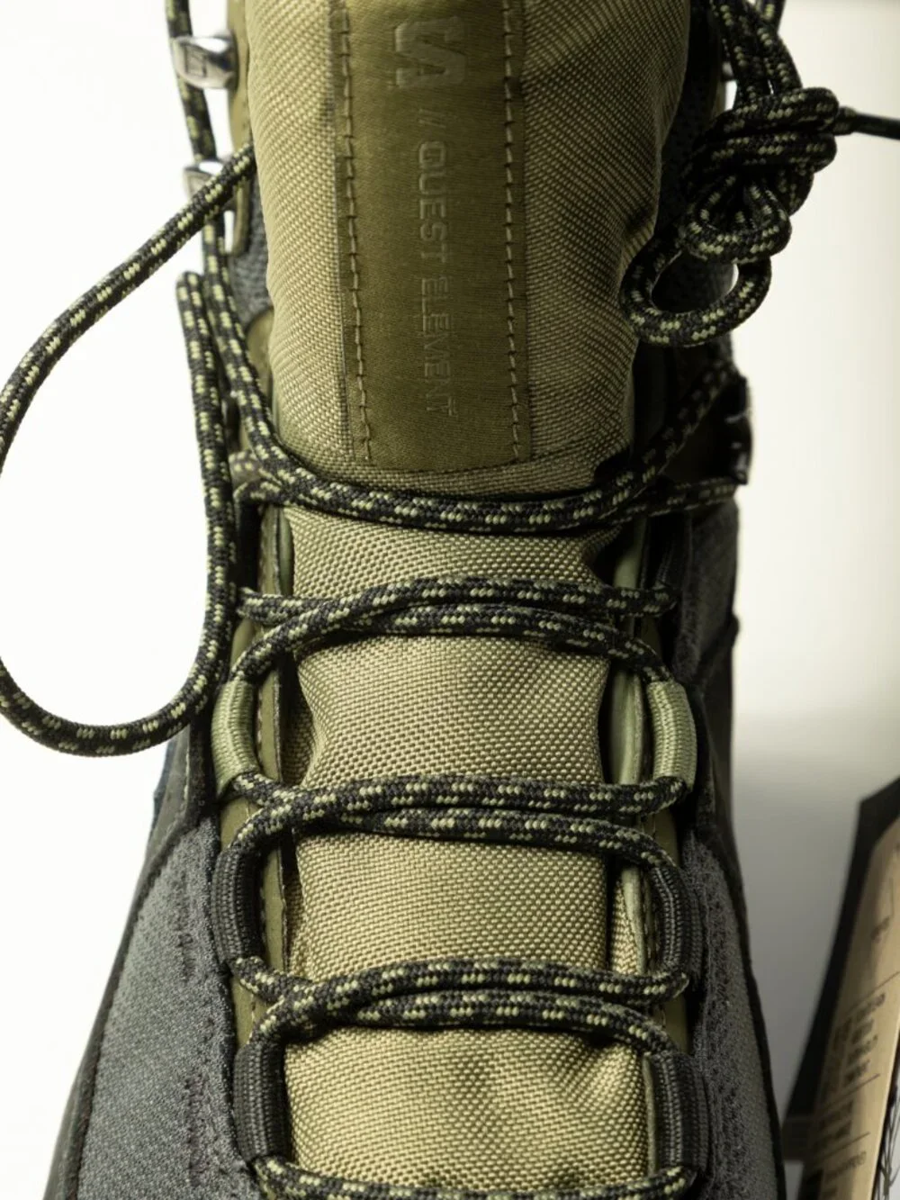 Salomon NWT Quest Element GTX Waterproof Hiking Boots Black Olive Men's US 7.5